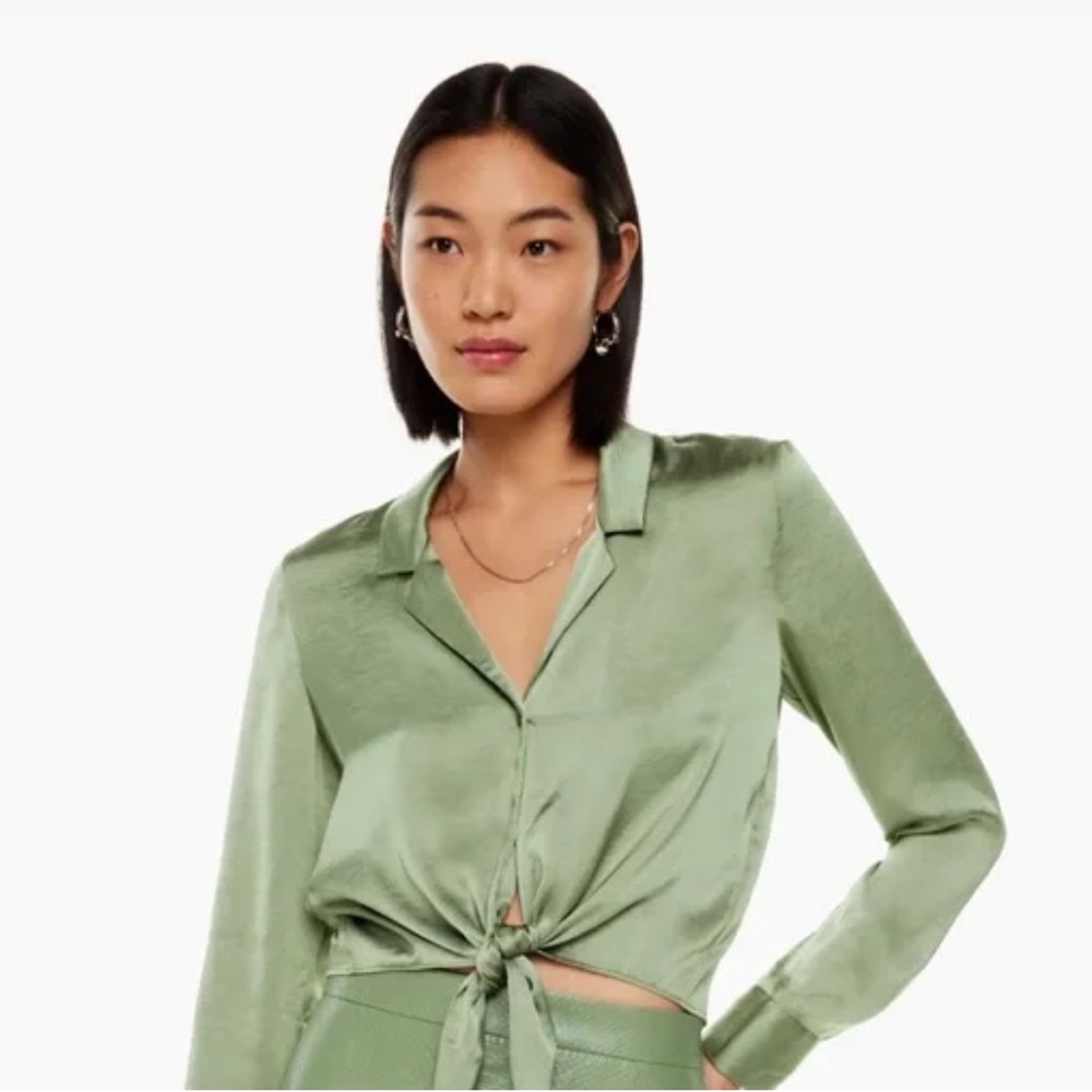 Wilfred Green Tie-Front Blouse with Notched Collar and Cuffed Sleeves